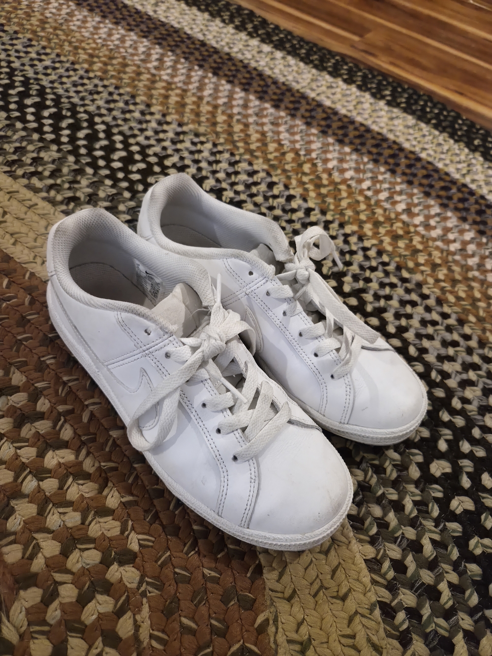 Nike White Women's Athletic Sneakers